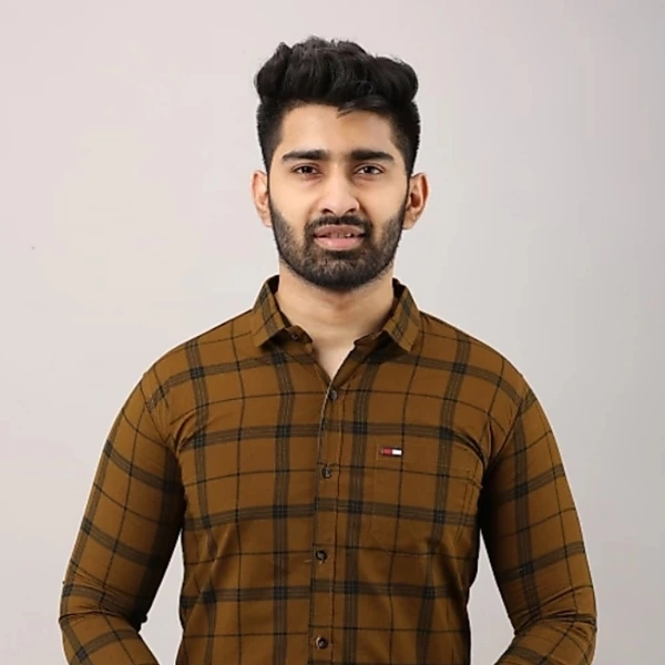Men Slim Fit Checkered Casual Shirt - XL