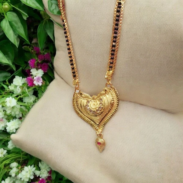 Traditional Mangalsutra for Women, Stylish Gold-Plated Design, Perfect for Daily Wear, Weddings, Festivals and Special Occasions, Lightweight and Comfortable, Looks Great with Ethnic Wear
