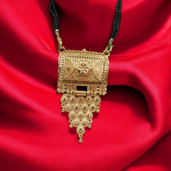 Mangalsutra for Women, Traditional and Stylish Design, Lightweight and Durable, Comfortable for Daily Wear, Perfect for Weddings, Festivals, and All Special Occasions