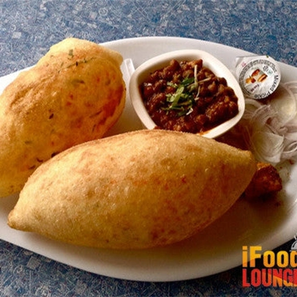 भटूरे छोले