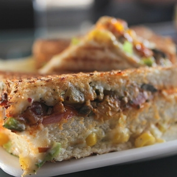 Paneer Chilli Sandwich 