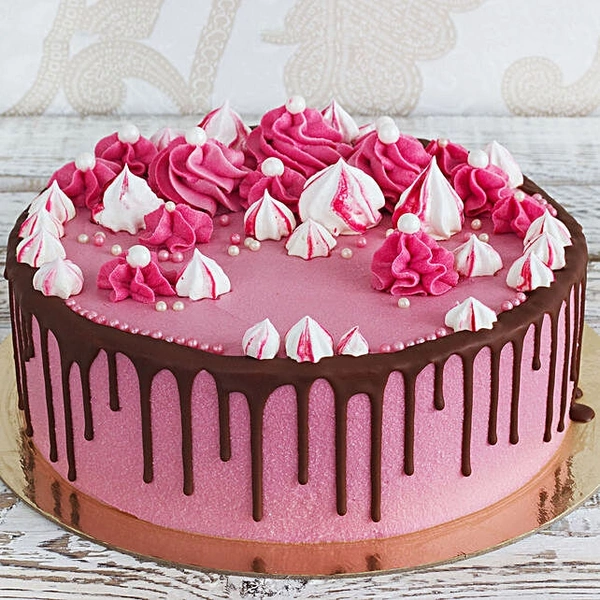 Strawberry Cake  - 500g