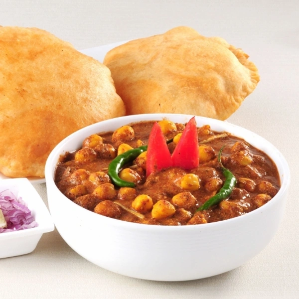 Bhature Chole  - Haff