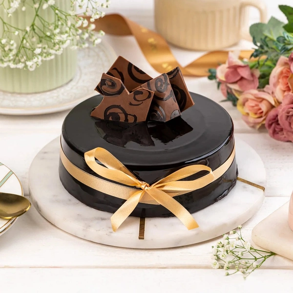 Decorative Chocolate Truffle Cake - 1/2kg