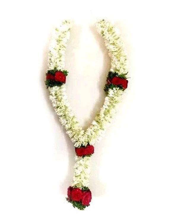 Rajniganda And Rose Garland