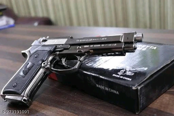 Breeta Gun Shape Gas Lighter Plastic Body Heavy Machine - Free Size
