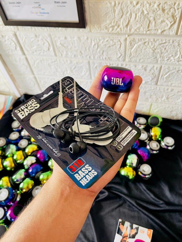 *JBLmini speaker Combo * 🔥*Earphone random colour **Mini Boost Series 4 * *Model :- Mt**Super Hot Sold* 🌠*Pocket Speker*👉 *Specifications* - Hd 3d Sound 💯- Super Qulity Bass - Extra Ordinary Look - Button To access- iOS & Android used - Durable Battery Life  *Available : 699+ ship 70 rs * - Red