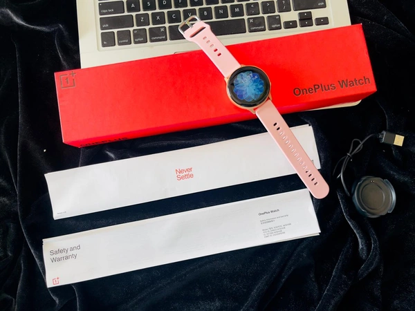 𝐏𝐫𝐞𝐦𝐢𝐮𝐦 𝐩𝐫𝐨𝐝𝐮𝐜𝐭 :  ONEPLUS WATCH  2 ( 2023 Edition ) *FIRST TIME IN INDIA 🇮🇳 *.𝐏𝐫𝐢𝐜𝐞 :- *2200+ ship *PREPAID 80 rs Cash on delivery 149 Bulk price different .𝐒𝐩𝐞𝐜𝐢𝐟𝐢𝐜𝐚𝐭𝐢𝐨𝐧𝐬:- ➖ ONEPLUS LOGO  ( When on / off ) ➖ Set your Own D.p. / Wallpaper ➖ Incoming Calls / Dial pad ➖ Shows Notifications of all social media app like instagram , whatsapp , facebo - Black