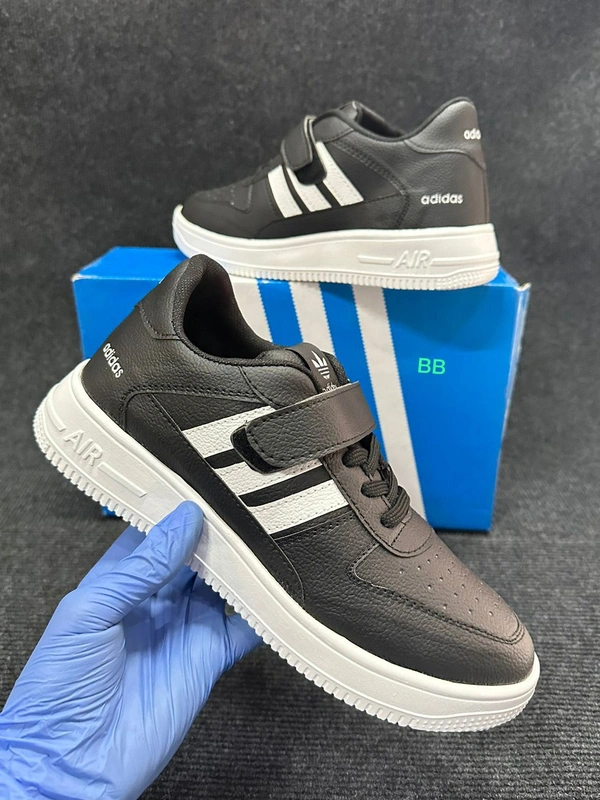 * IMPORTED ADIDAS SHOES* - Black, 6