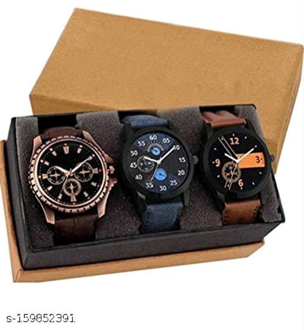 Stylish Men Glamour Brown Leather Analog Latest Watches gifted Man combo setName: Stylish Men Glamour Brown Leather Analog Latest Watches gifted Man combo setStrap Material: LeatherCase: AsymmetricCase/Bezel Material: Stainless SteelClasp Type: BuckleDate Display: YesDial Design: SolidDial Shape: RoundDisplay Type: AnalogDual Time: NoLight: NoMechanism: QuartzPower Source: Battery 