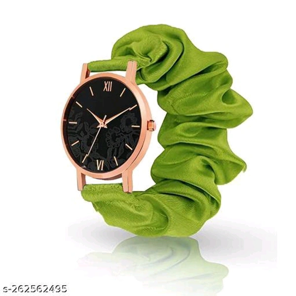 Scrunchies Watch with Classic & Unique Scrunchies Watches Strap Cloth Soft Pattern Solid Fabric Wristband I Watch Cute Elastic Scrunchy Bands Watch for Women & GirlsName: Scrunchies Watch with Classic & Unique Scrunchies Watches Strap Cloth Soft Pattern Solid Fabric Wristband I Watch Cute Elastic Scrunchy Bands Watch for Women & GirlsStrap Material: FabricDate Display: NoDial Color - Red