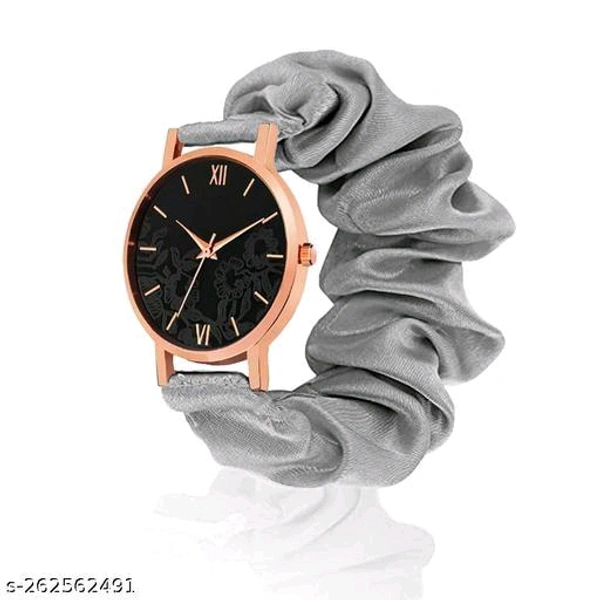 Scrunchies Watch with Classic & Unique Scrunchies Watches Strap Cloth Soft Pattern Solid Fabric Wristband I Watch Cute Elastic Scrunchy Bands Watch for Women & GirlsName: Scrunchies Watch with Classic & Unique Scrunchies Watches Strap Cloth Soft Pattern Solid Fabric Wristband I Watch Cute Elastic Scrunchy Bands Watch for Women & GirlsStrap Material: FabricDate Display: NoDial Color - Red