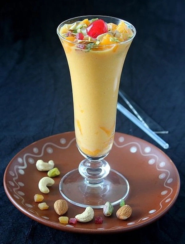 MANGO SHAKE - 