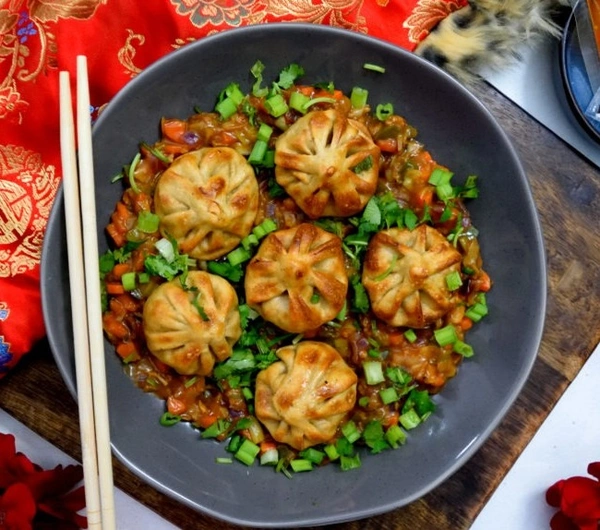 VEG PAN FRY MOMO - 