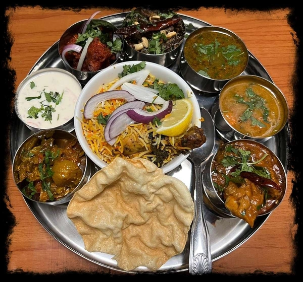 THE LAZEEZ SPC THALI