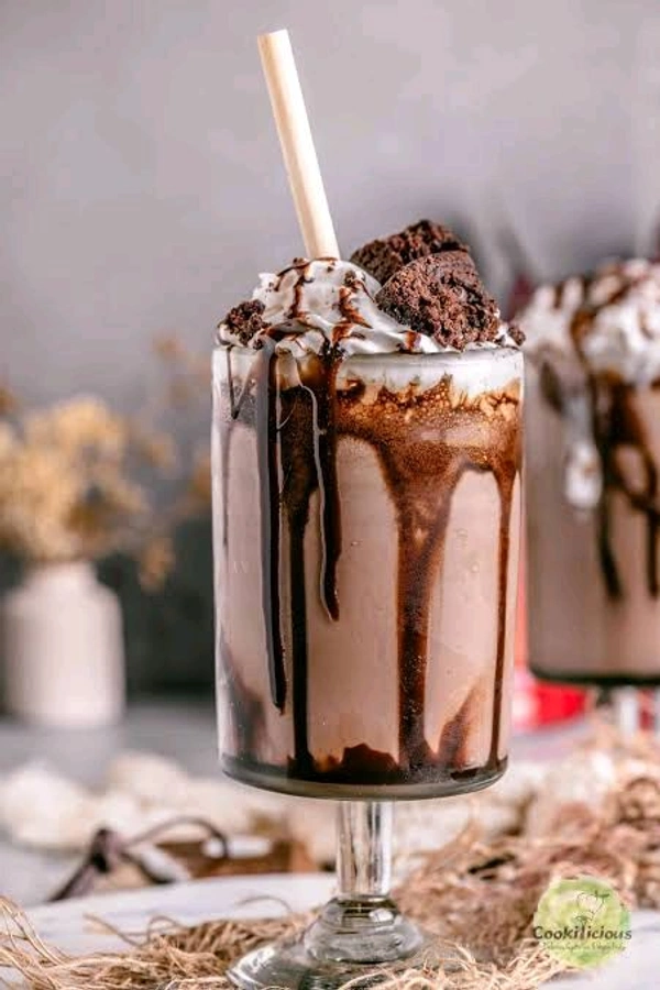 CHOCOLATE SHAKE