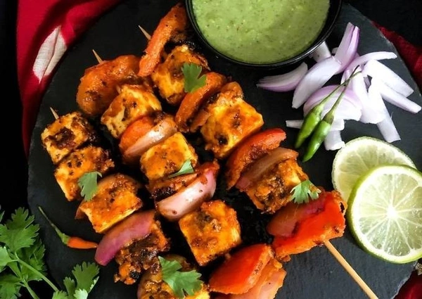 Achari Paneer Tikka