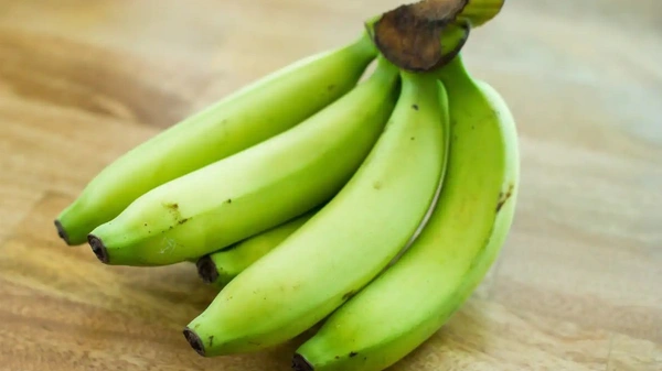 Kaccha Kela - 500 Grams