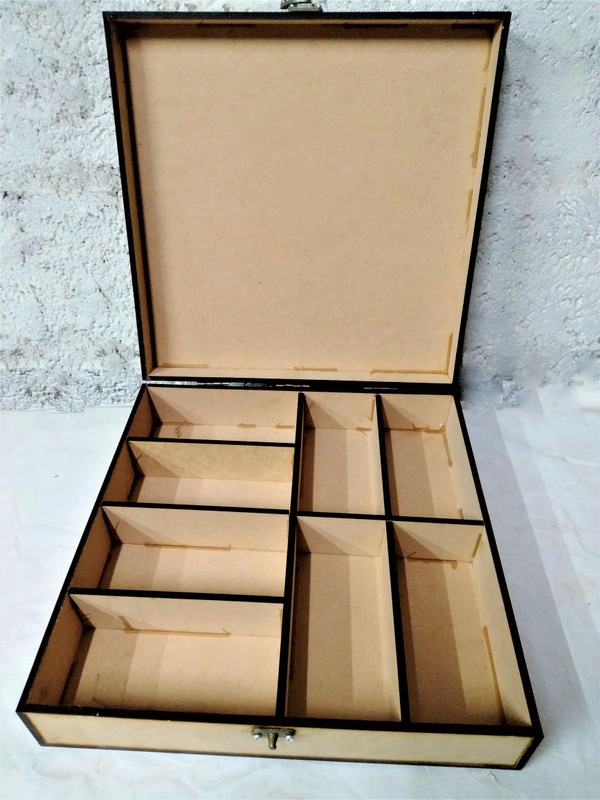 8 Slot Sunglasses Box