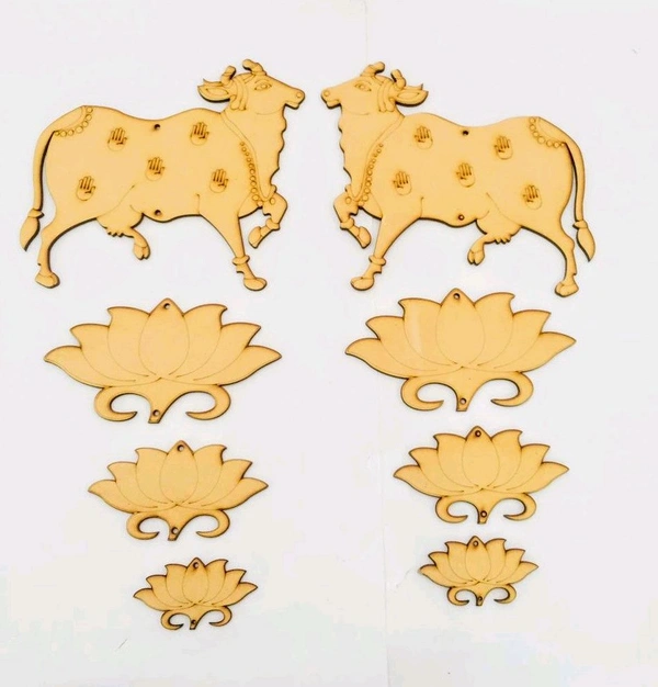 Pichwai Cow & Lotus Set Wall Hanging 