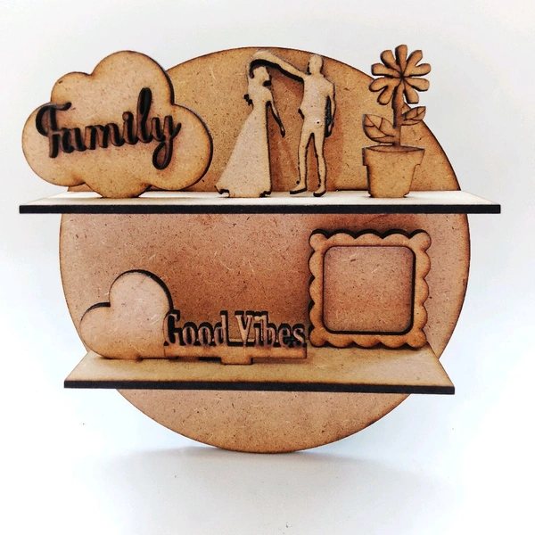 Miniature Shelf - Round - Best Wishes Couple 