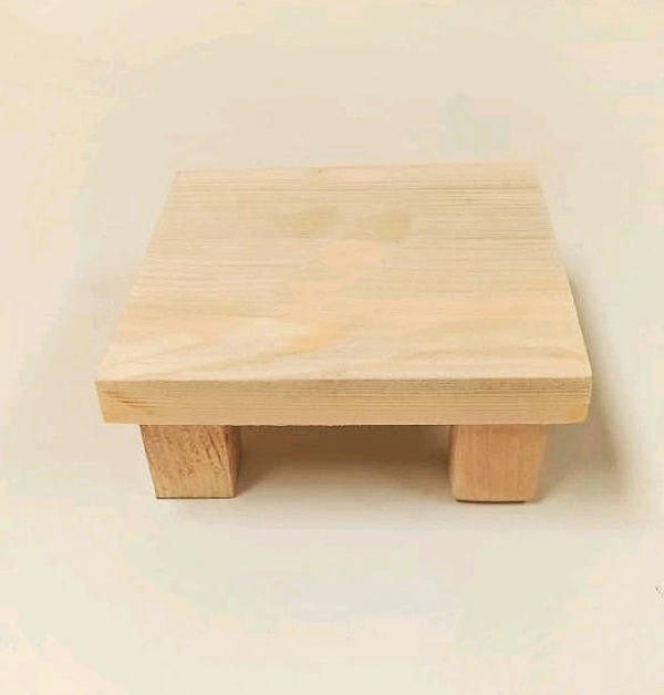Pinewood Chowki - Square Legs