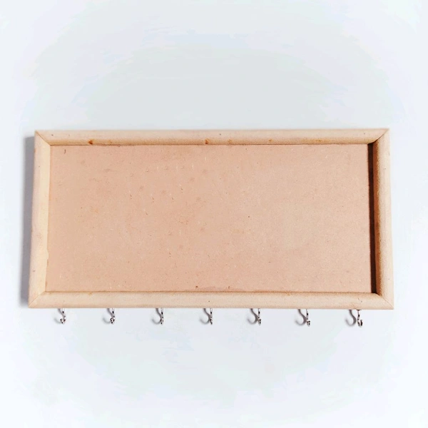 Classic Key Holder With Frame