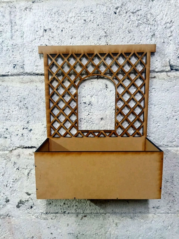 Jali Cut Planter Box 1