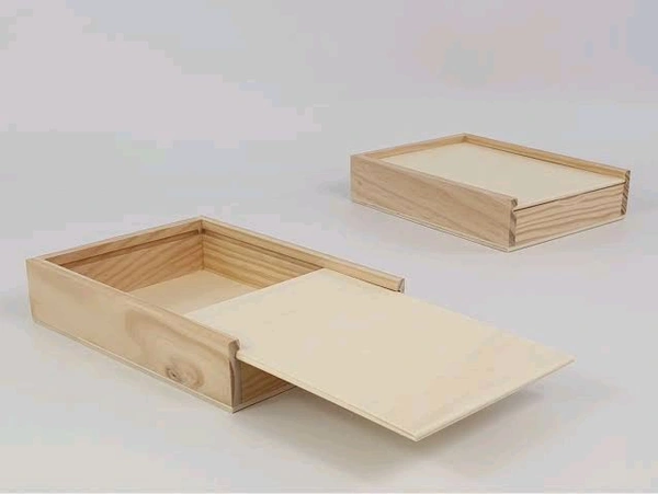 Pinewood Box Sliding Lid