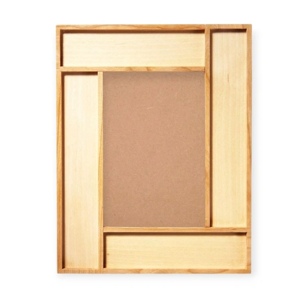 Wooden Platter / Frame With Partition / Varmala Preservation frame