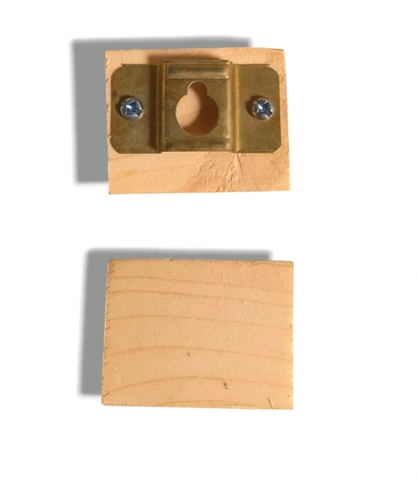 Pinewood Blocks With Back Hook