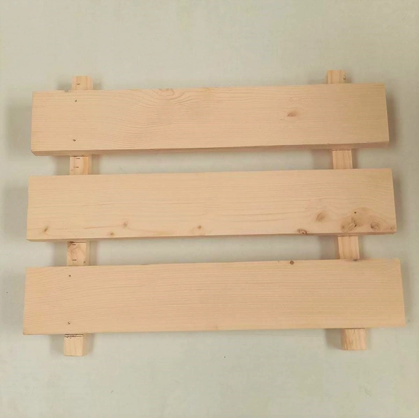 Pinewood plank name plate - Natural Wood