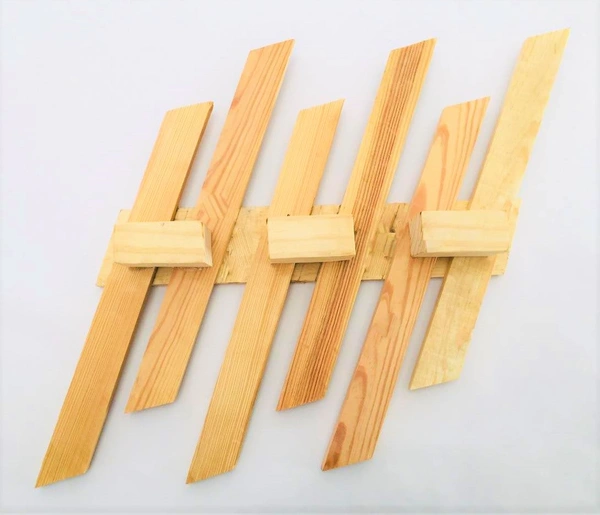 Pinewood Tea light holder - 3 Holders