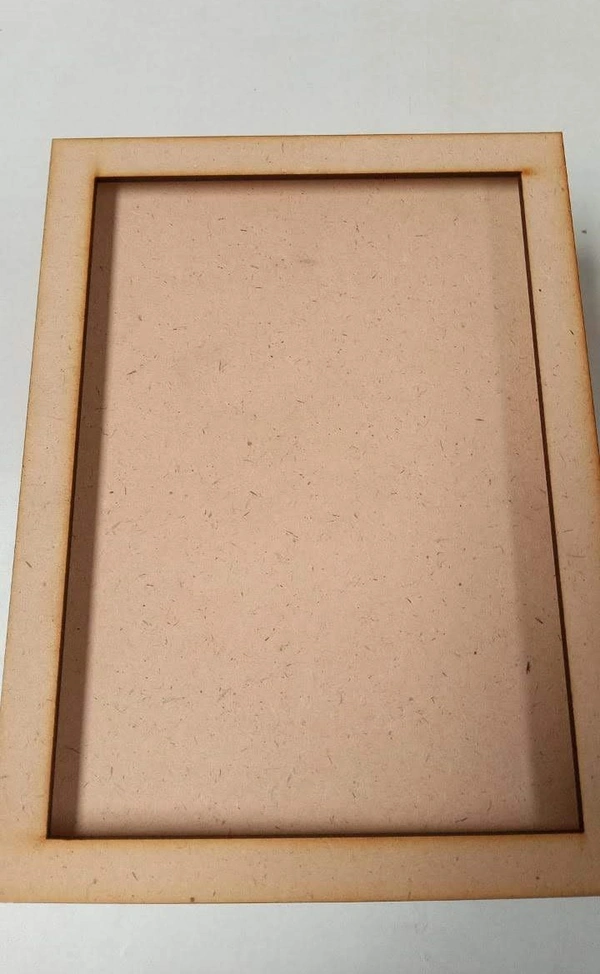 Square name plate with border