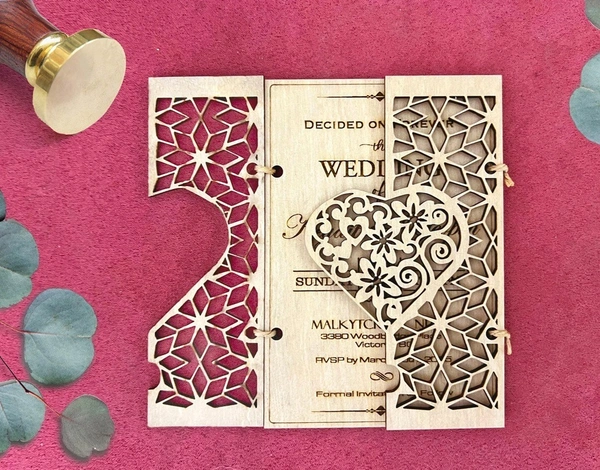 Wooden Wedding Invitations : Rustic Heart 
