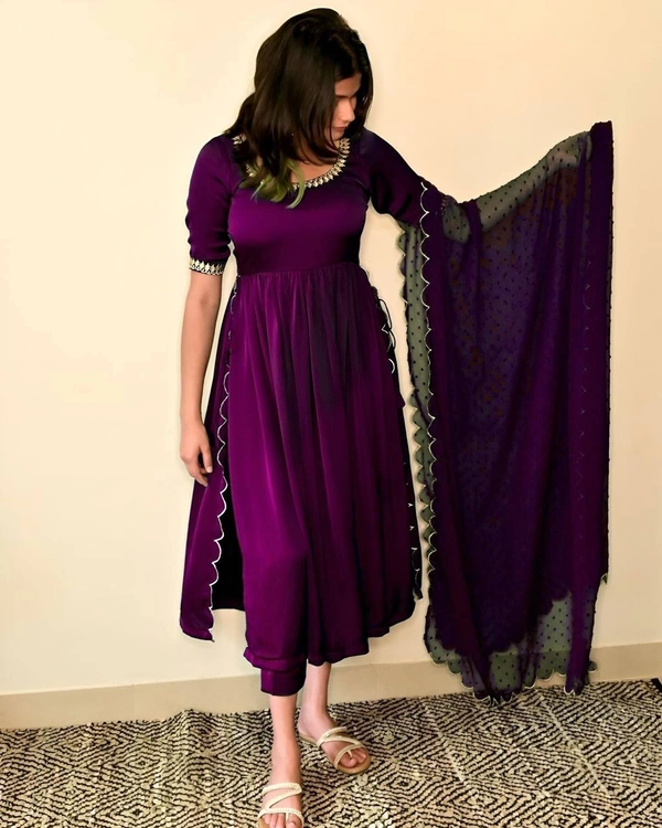 Cut Work - wine, L-40