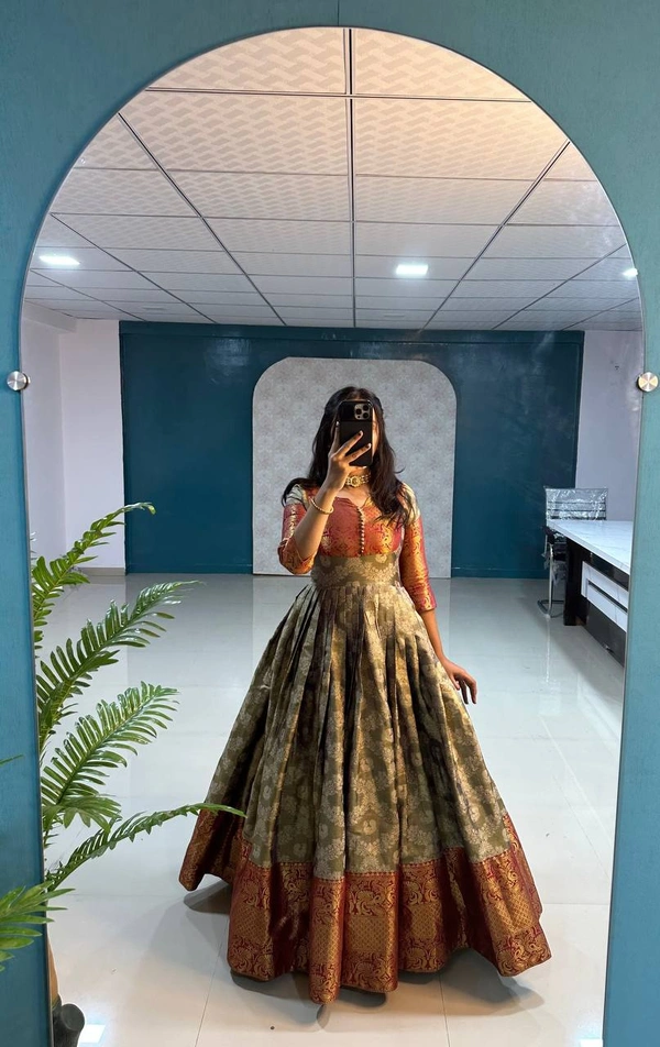 Vaanam - Flint, XL-42