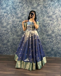 Dariya - Moody Blue, M-38