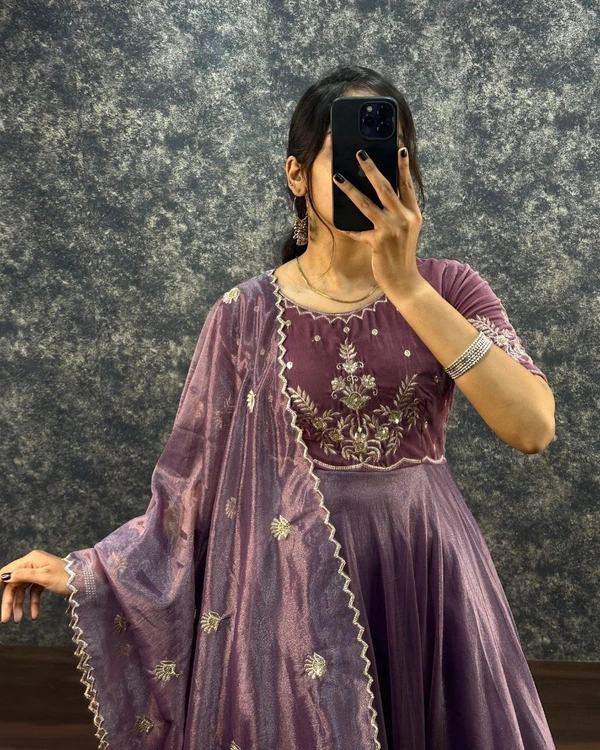 SONIYA - M-38, ONION