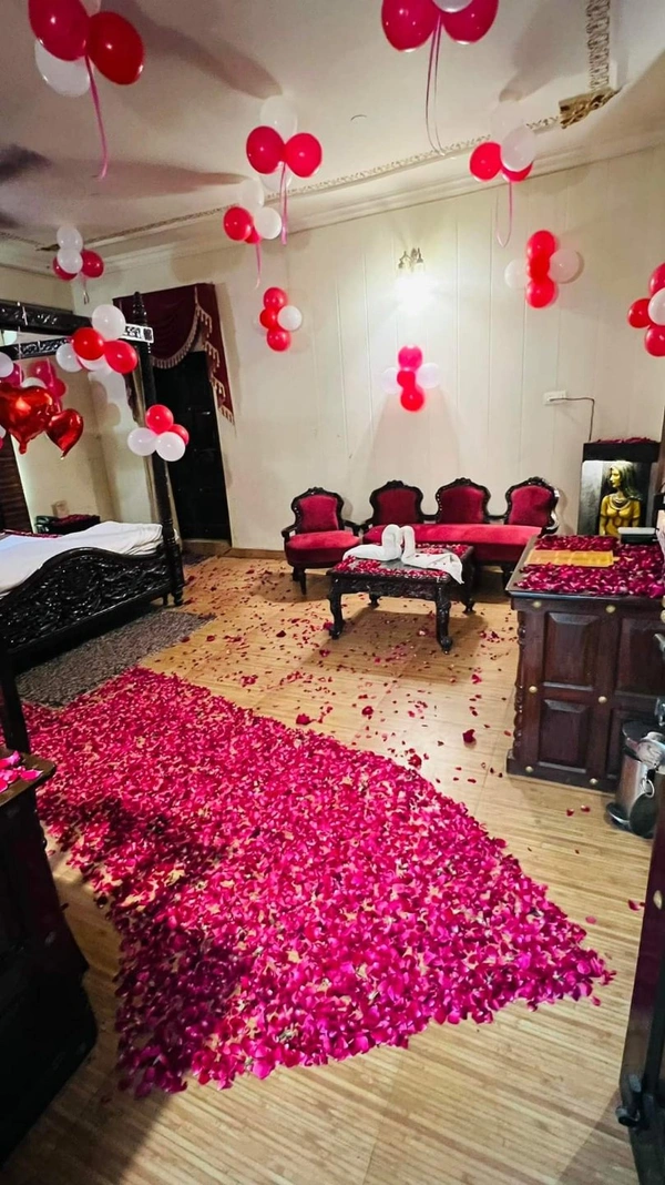 Bala Ji Event Planner  Room Decoration  - multi, looking at the location