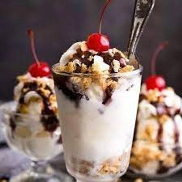 sunday funday ice cream(lassi shop)