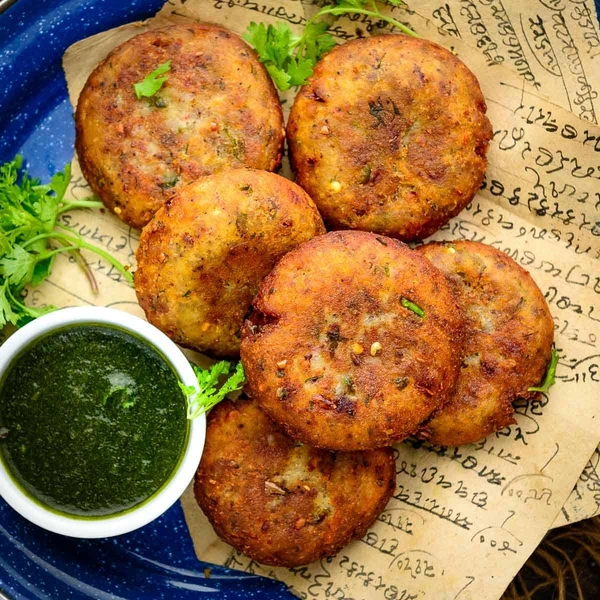 Aloo Tikki (lassi shop)