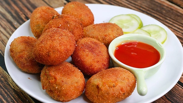 Veg Nuggets (Lassi Shop)