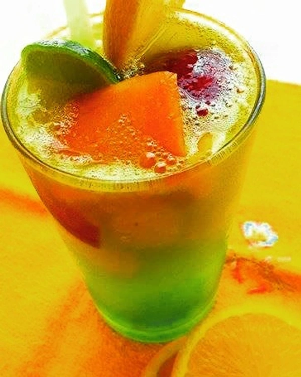 Mixfruit mocktails (Lassi Shop)