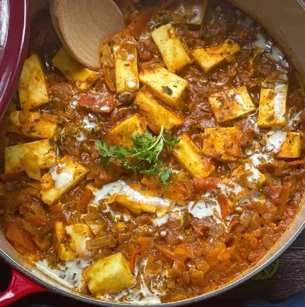 Paneer Kolhapuri (Shahi Taj)