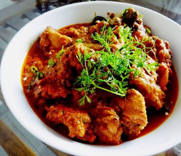 Chicken Kolapuri Gravy (Shahi Taj) - 1 Plate