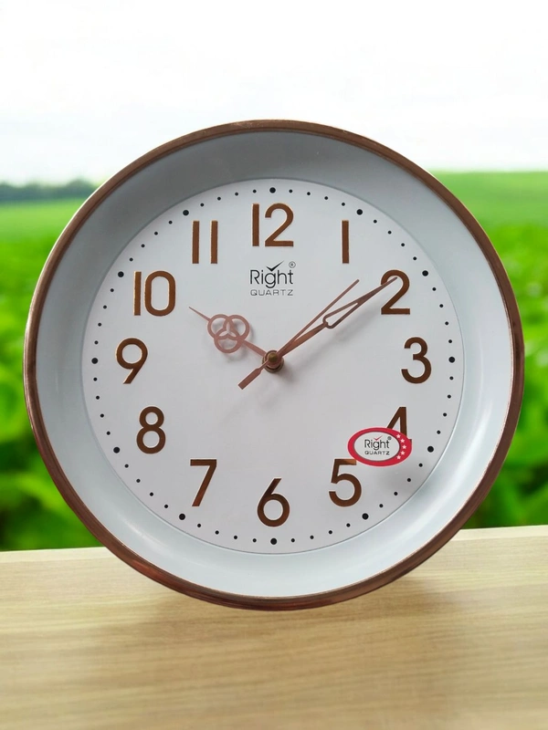 Right Quartz Wall Clock 2101 Copper