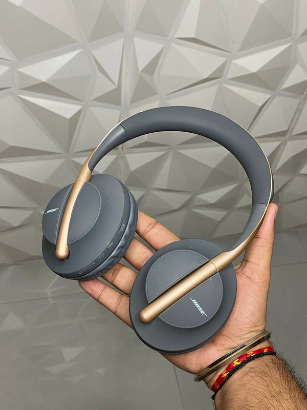 PRESENTING YOU ALL NEW BOSE NC700 HEADPHONES  - Black