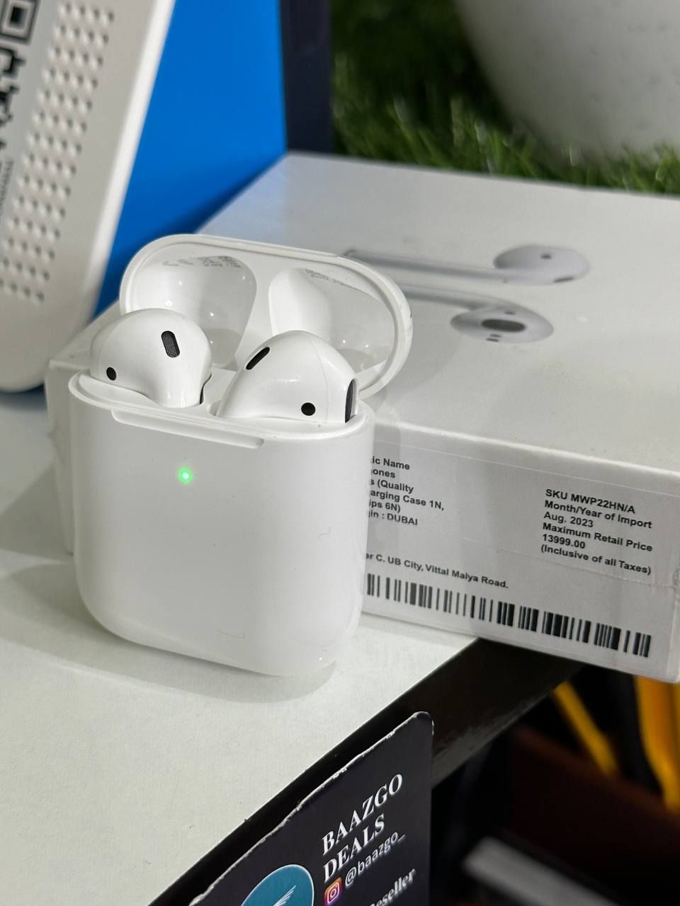 AirPods2 Apple AirPods2 本体 ホワイト Amazon.co.jp: 【整備済み品