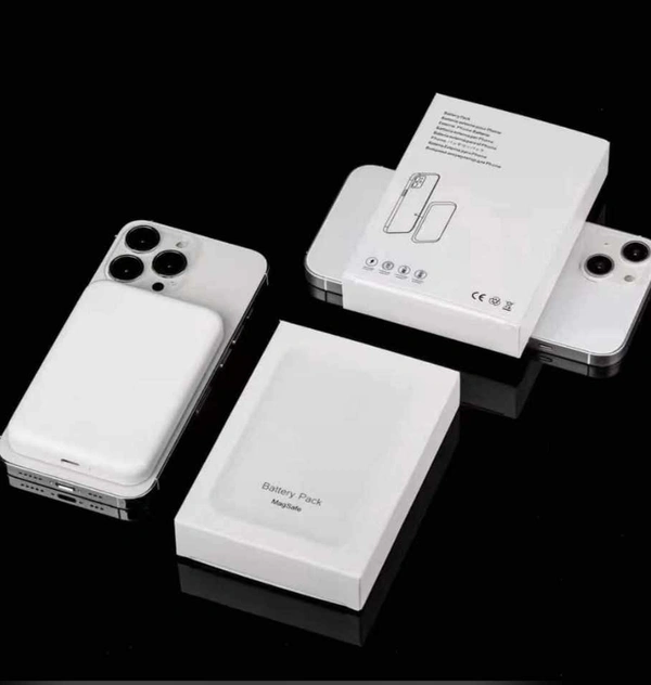 IPHONE BATTERY PACK MAGSAFE